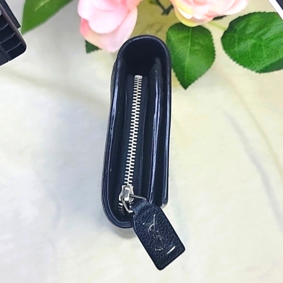 SAINT LAURENT Leather Wallet - Picture 4 of 9